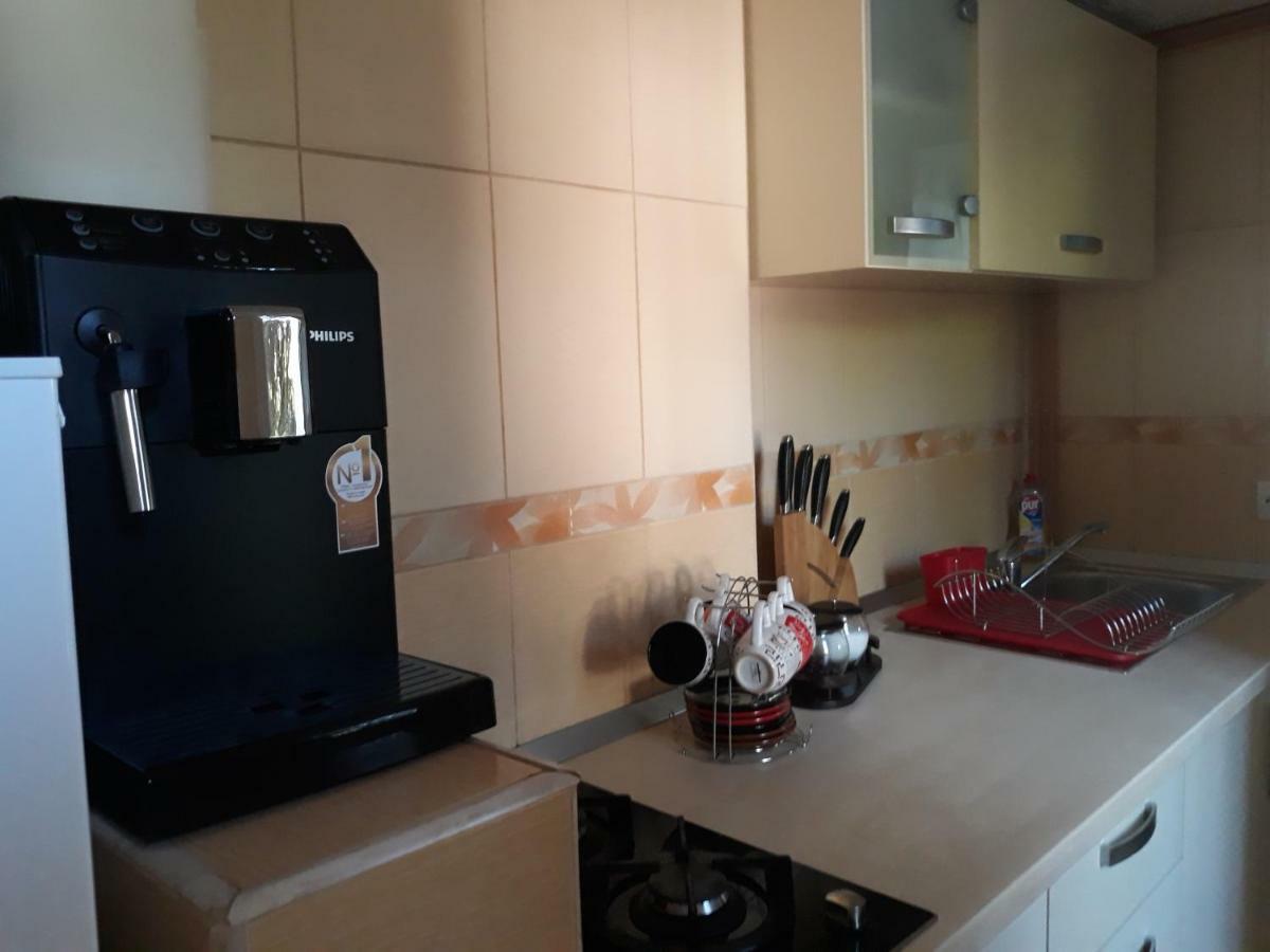 Jaky Cu Terasa Apartment *
